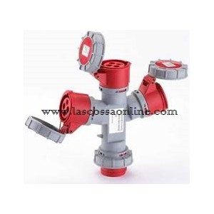 Adattatore industriale A 3 vie con spina 3P+T 16A/prese 3P+T IP67